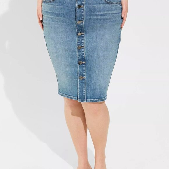 Torrid Midi Denim Button Front Skirt NWT - Picture 1 of 7